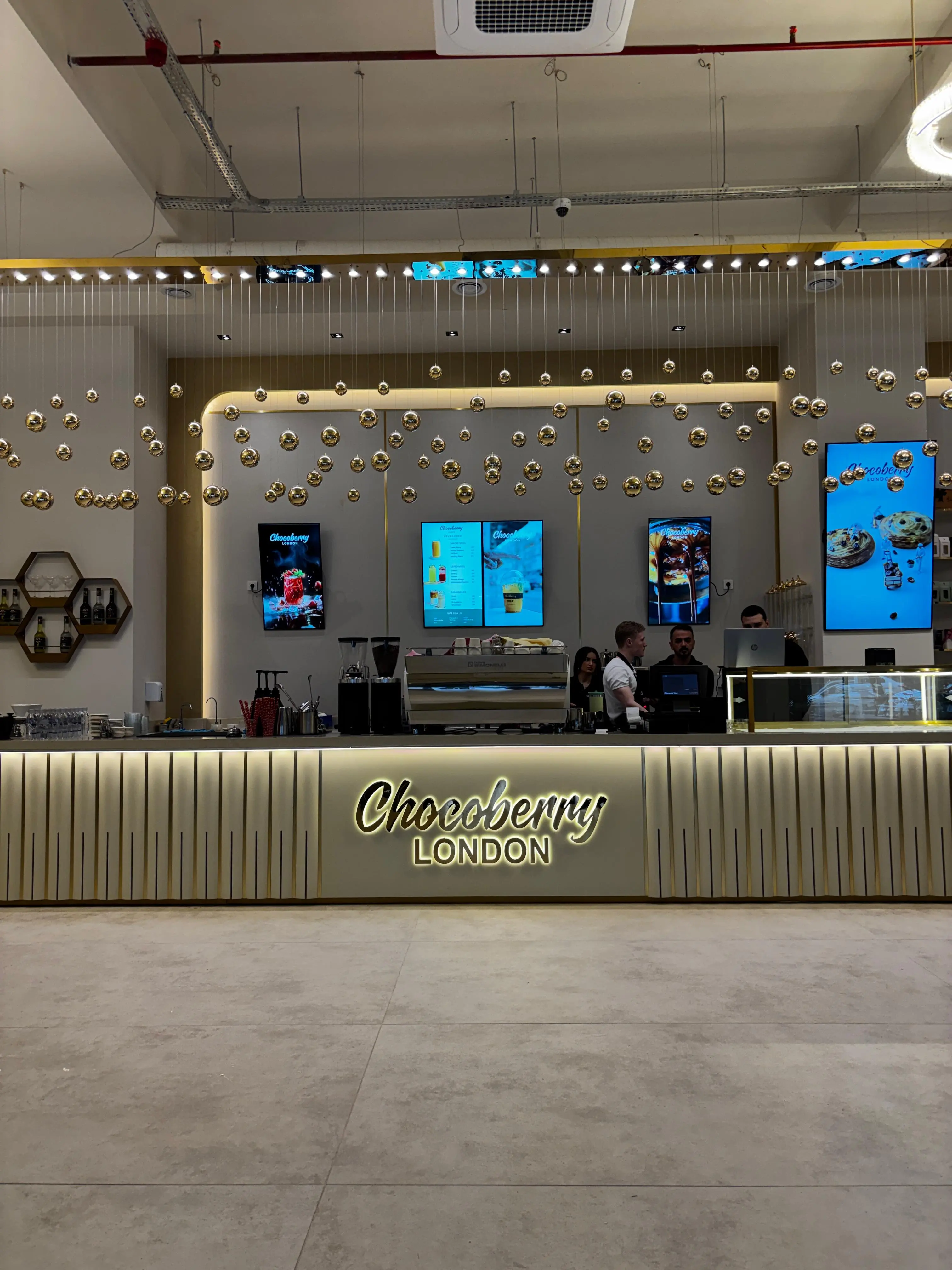 Chocoberry London interior 3