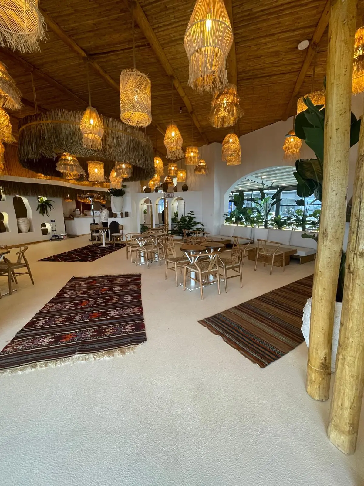 GUA Alkent interior overview
